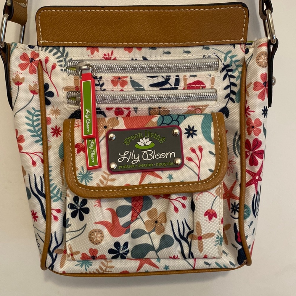 Lily Bloom Purse - new - never used